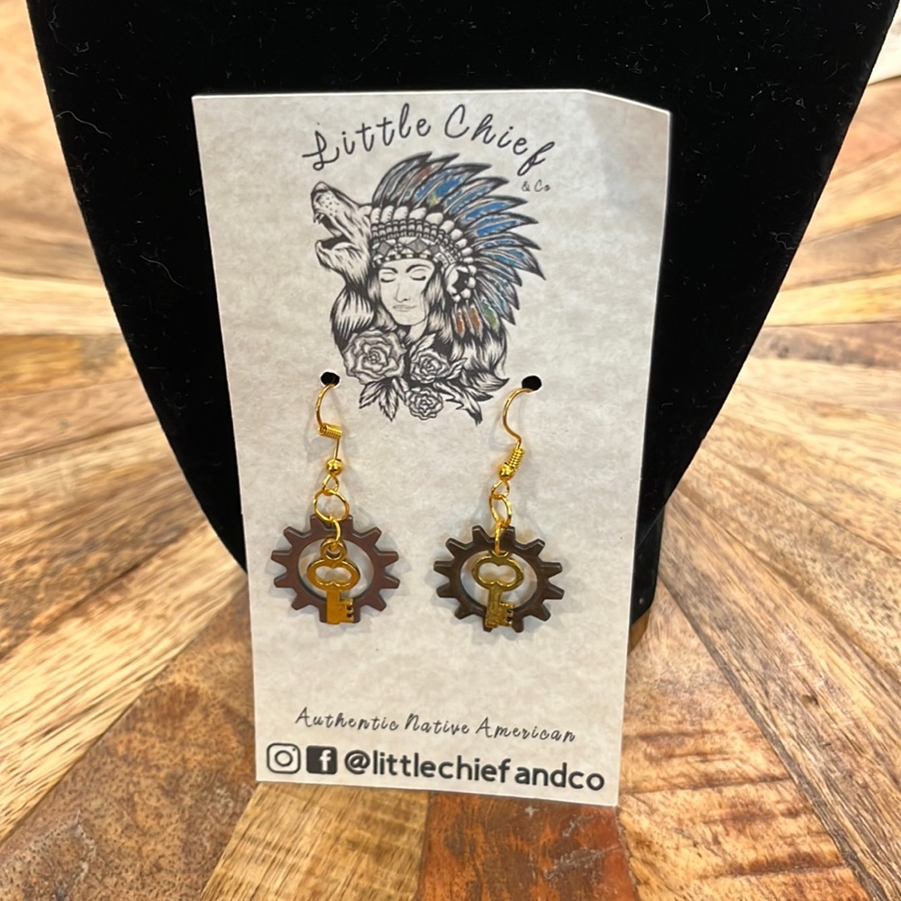 Handmade steam punk gears and keys earrings